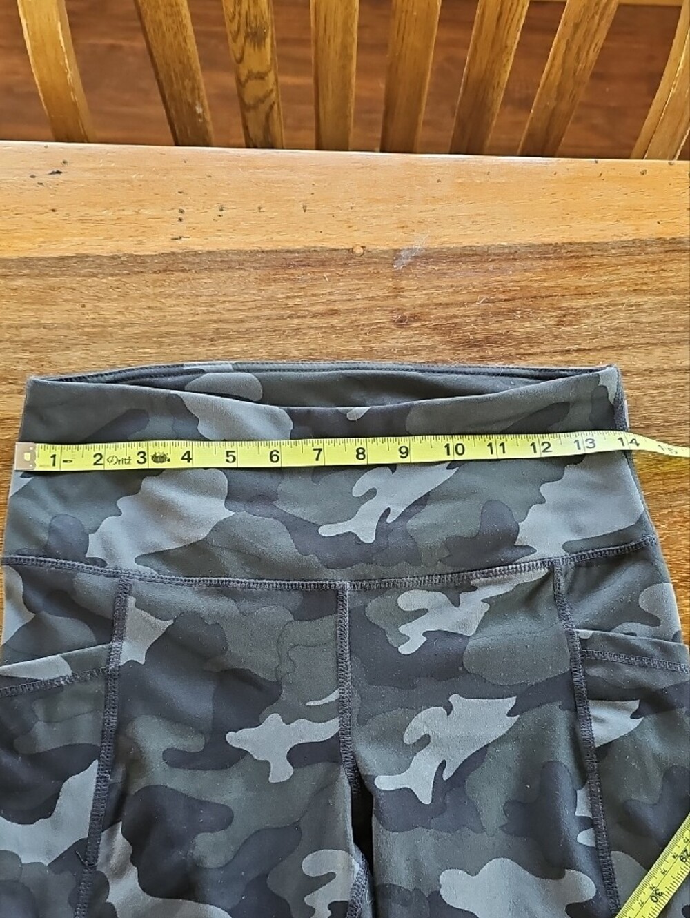 90 Degree by Reflex High-Waist Camo Leggings with Side Pockets - Picture 4 of 11